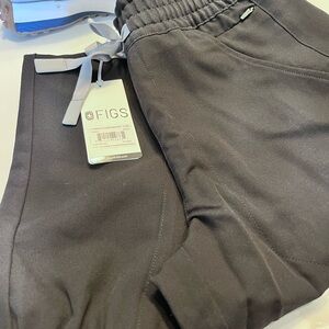 NWT FIGS high waisted limited edition Regina jogger - BLACK XXS